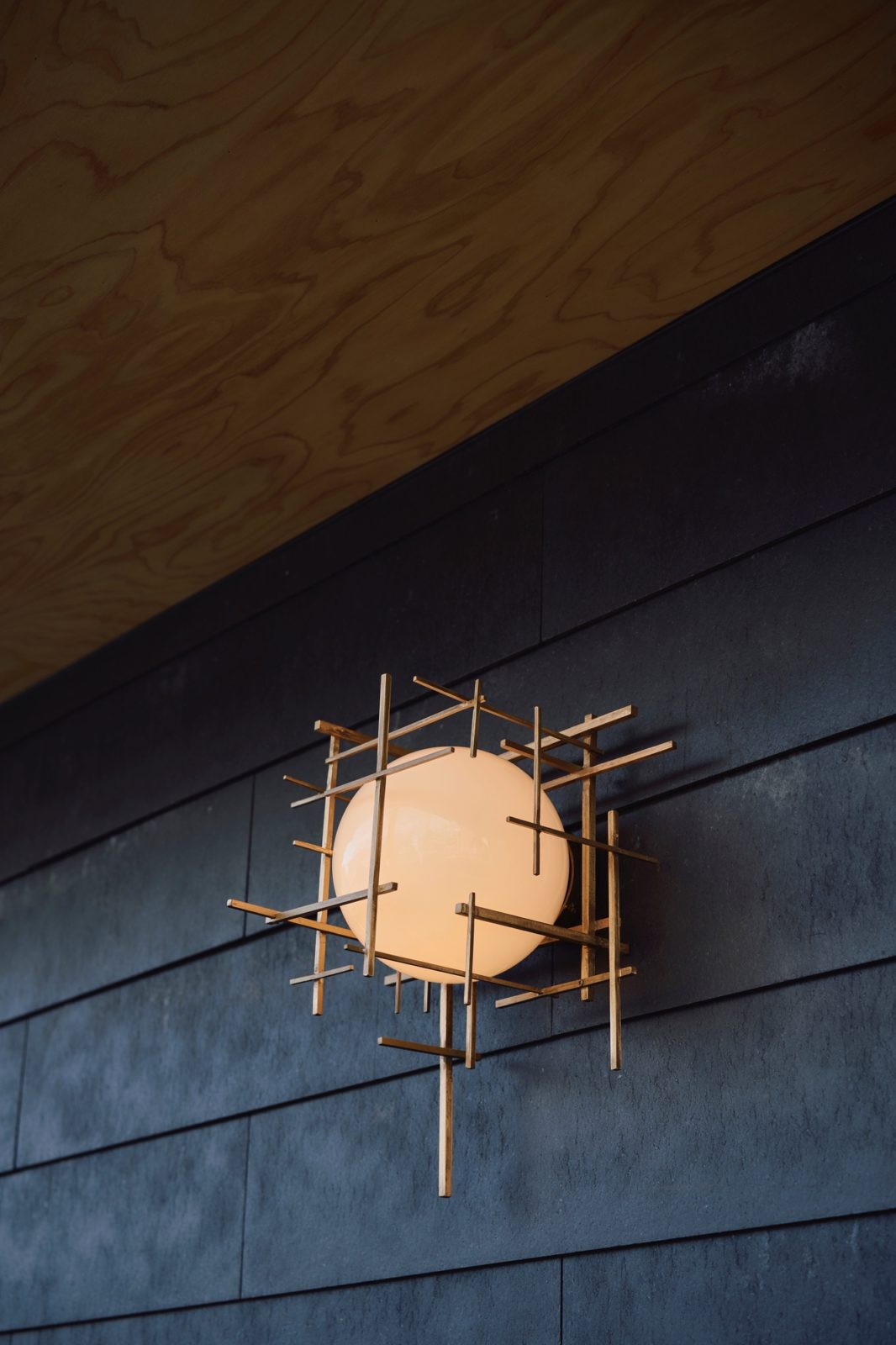 東大阪市石切の小児歯科の特注照明